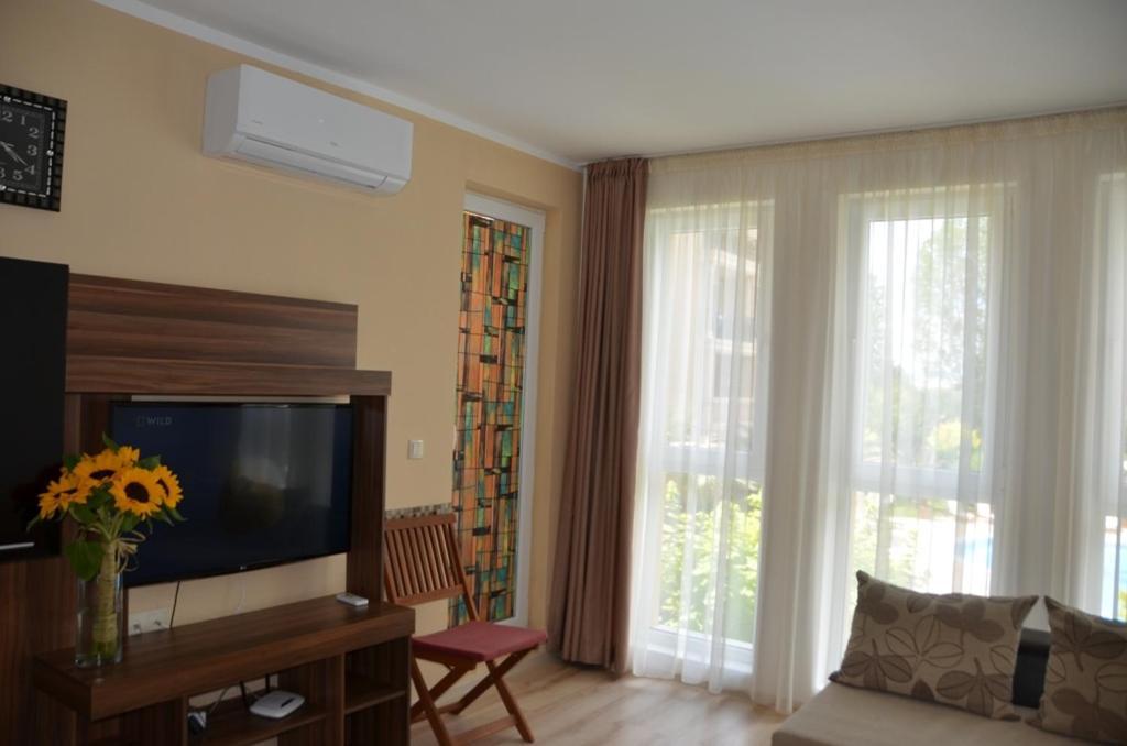 Apart Hotel Aphrodite Gardens Slantschew brjag Exterior foto